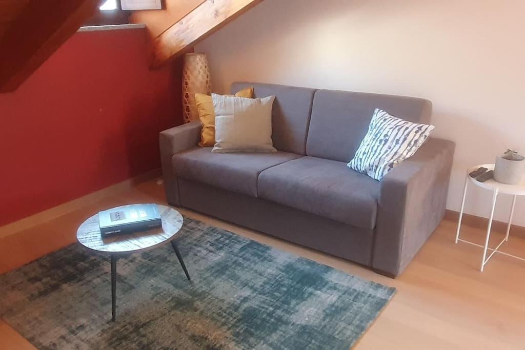 Charming 2.5Room Flat In Center Of Monforte dʼAlba Dış mekan fotoğraf