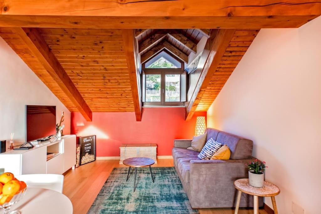 Charming 2.5Room Flat In Center Of Monforte dʼAlba Dış mekan fotoğraf