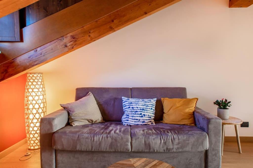 Charming 2.5Room Flat In Center Of Monforte dʼAlba Dış mekan fotoğraf