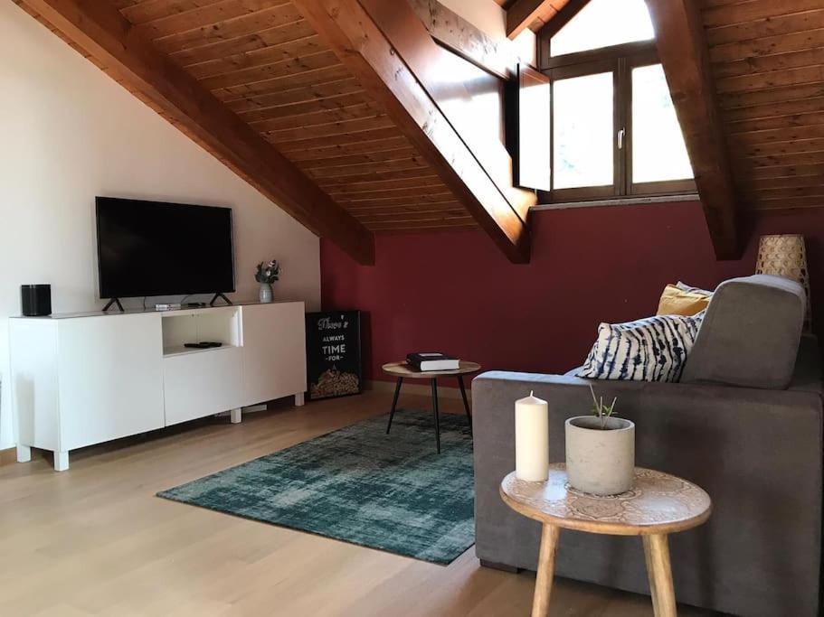 Charming 2.5Room Flat In Center Of Monforte dʼAlba Dış mekan fotoğraf